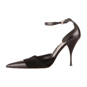 Prada Black Pumps